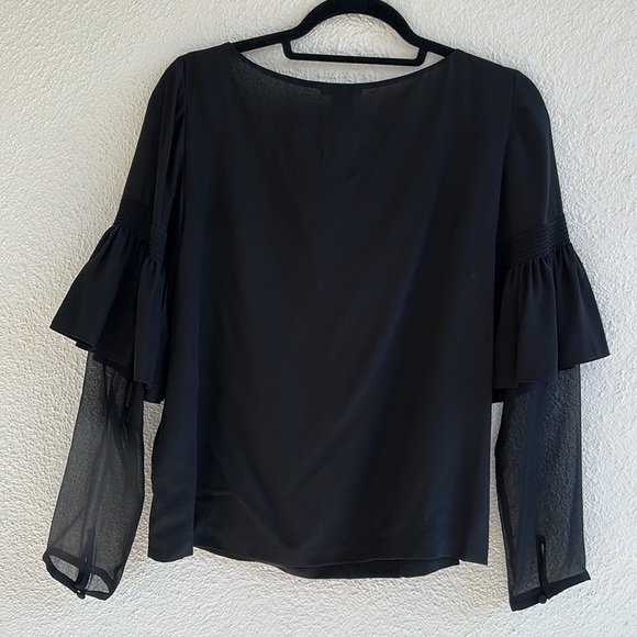 Club Monaco silk semi sheer, long sleeves Blouse size Small - Picture 8 of 11